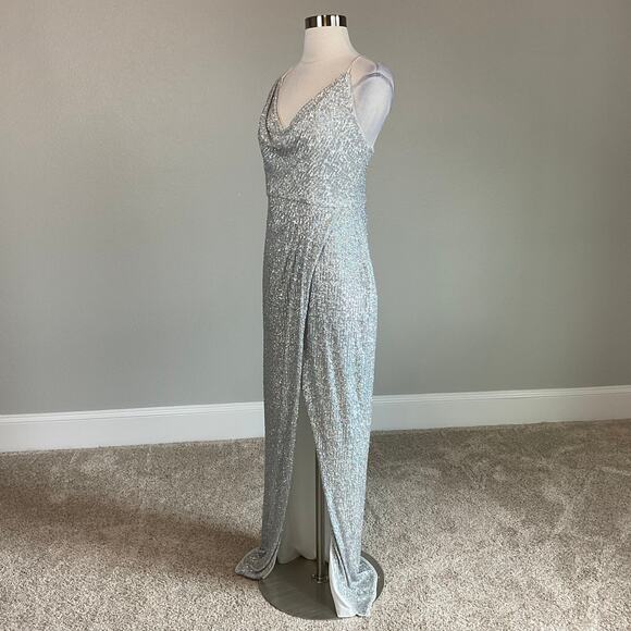 Aidan Mattox Sequined Strappy Back Long Column Evening Gown Silver Size 12 - Picture 5 of 11